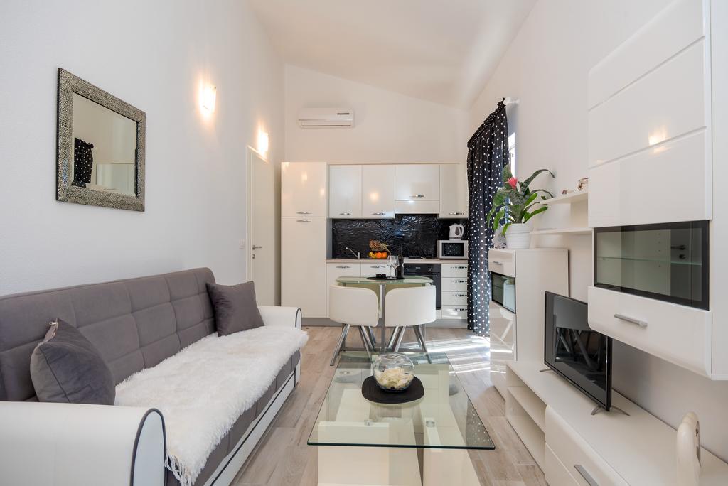 Apartment Antonio Baška Voda Kültér fotó